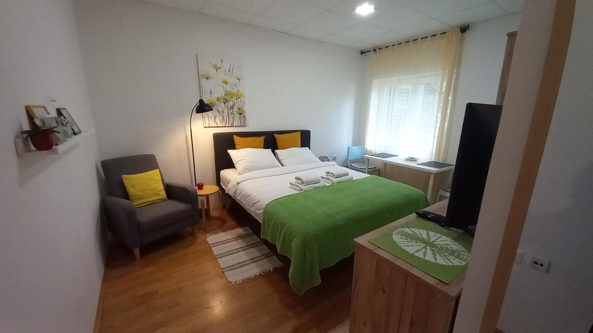 Apartment Zsa Zsa Zenta 1 Сплит Экстерьер фото